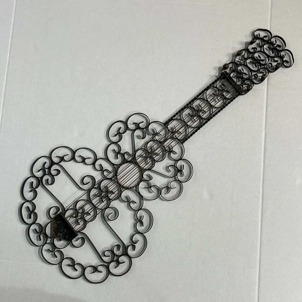 Vintage Guitar Metal Scrollwork Wall‎ Hanging Decoration 27